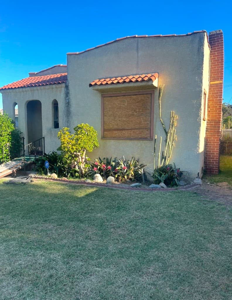Probate & foreclosure stopped auction in Los Angeles, CA